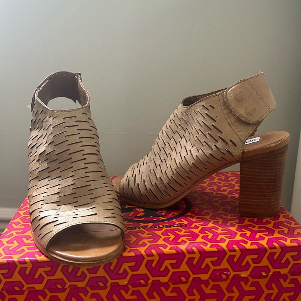 Steve Madden Wedges